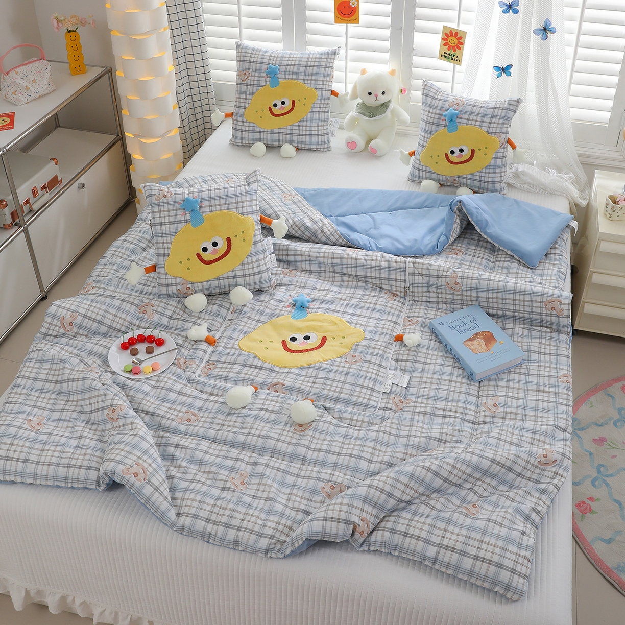 91家纺网 家纺一手货源 找家纺 照世家纺 2026新款多功能抱枕被-芒里偷闲 木马格