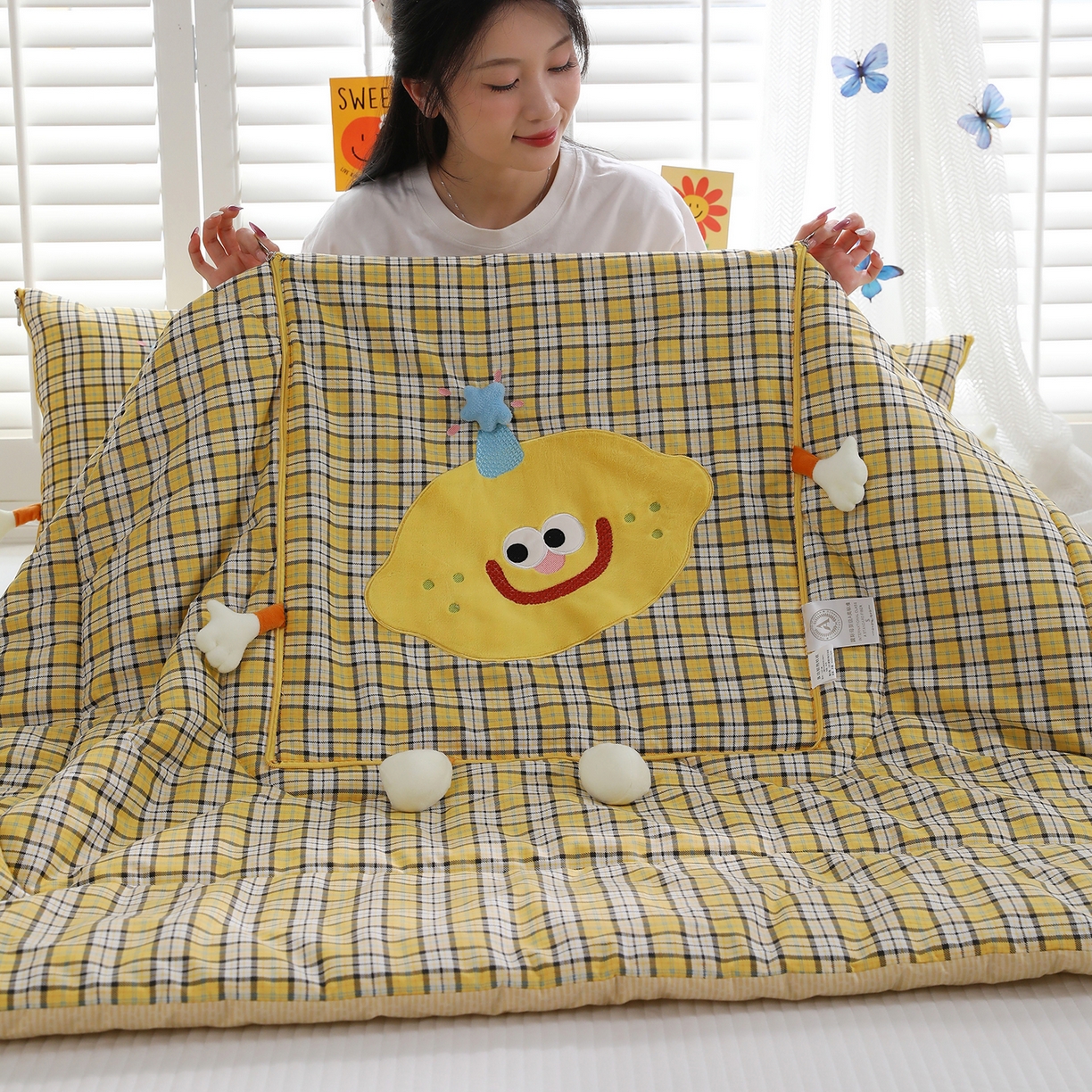 91家纺网 家纺一手货源 找家纺 （总）照世家纺 2026新款多功能抱枕被-芒里偷闲