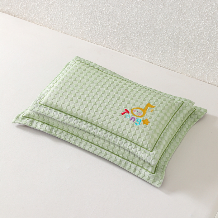 91家纺网 家纺一手货源 找家纺 织布人 2026新款枕芯夏季凉感可拆洗幼儿园儿童枕头学生宿舍专用枕套+枕芯 音乐凉感豆儿童枕-绿色