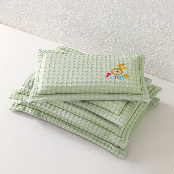 91家纺网 家纺一手货源 找家纺 织布人 2026新款枕芯夏季凉感可拆洗幼儿园儿童枕头学生宿舍专用枕套+枕芯 音乐凉感豆儿童枕-绿色