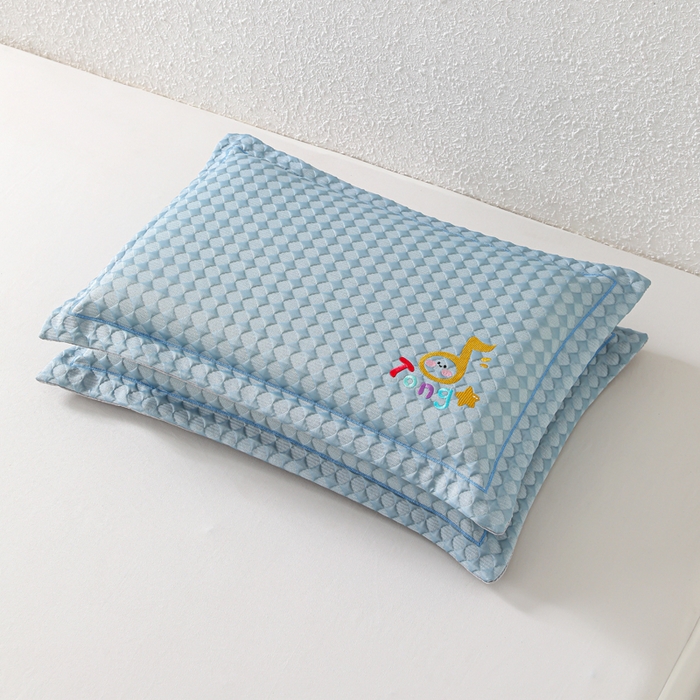 91家纺网 家纺一手货源 找家纺 织布人 2026新款枕芯夏季凉感可拆洗幼儿园儿童枕头学生宿舍专用枕套+枕芯 音乐凉感豆儿童枕-蓝色