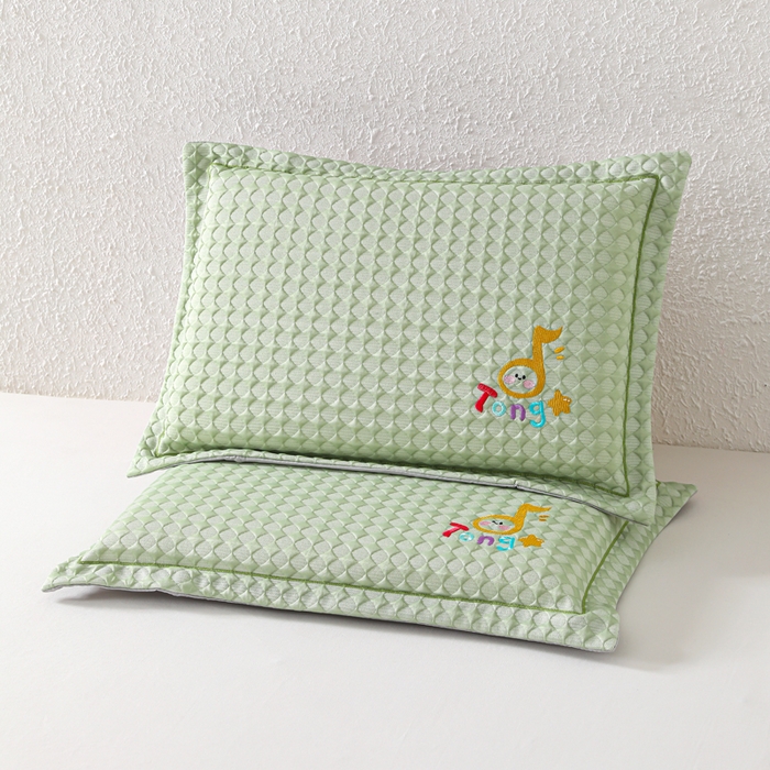 91家纺网 家纺一手货源 找家纺 织布人 2026新款枕芯夏季凉感可拆洗幼儿园儿童枕头学生宿舍专用枕套+枕芯 音乐凉感豆儿童枕-绿色