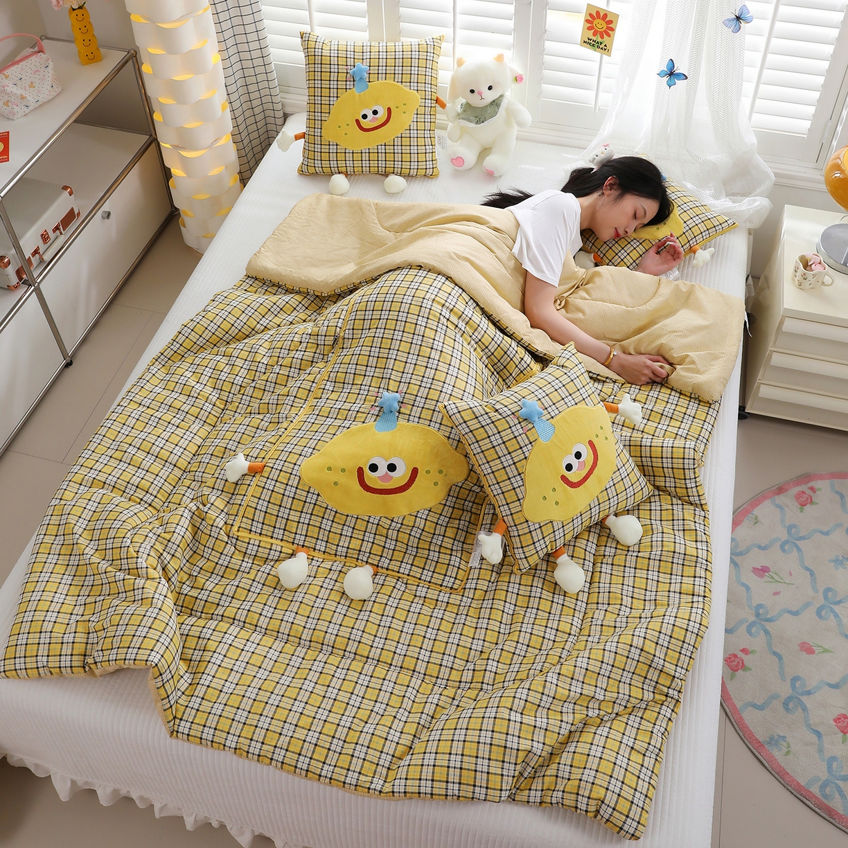 91家纺网 家纺一手货源 找家纺 照世家纺 2026新款多功能抱枕被-芒里偷闲 和熙