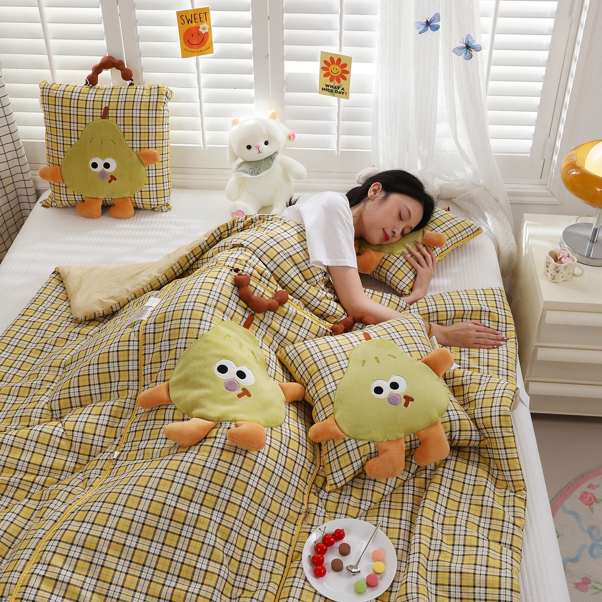 91家纺网 家纺一手货源 找家纺 （总）照世家纺 2026新款多功能手提式抱枕被-梨想成真