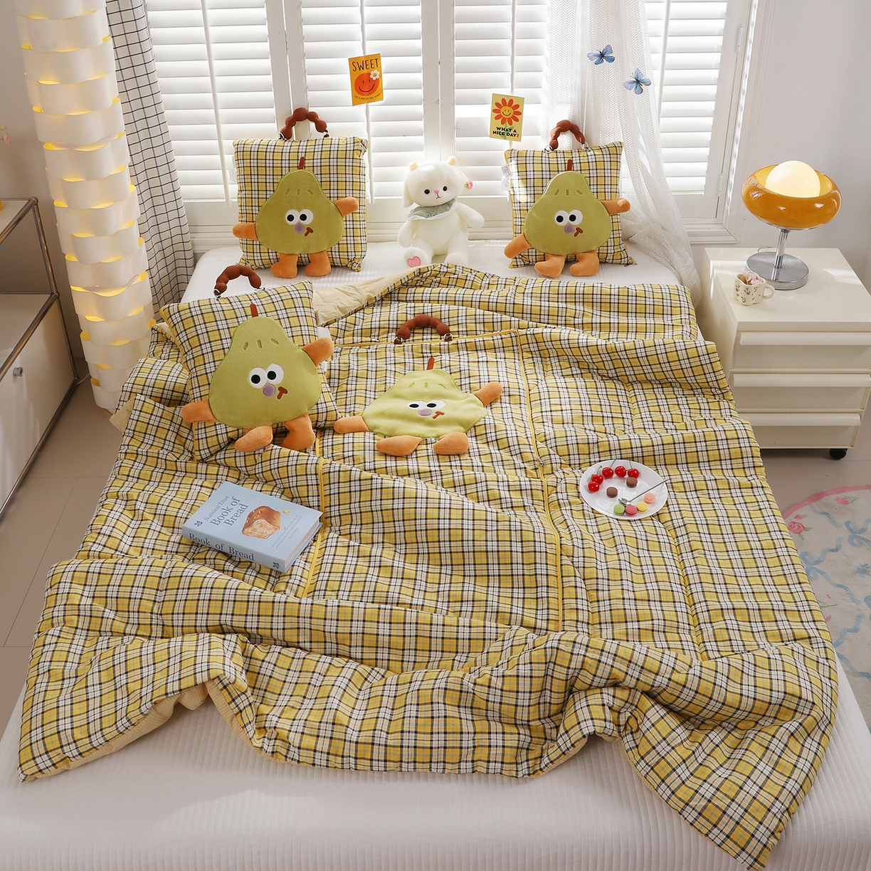 91家纺网 家纺一手货源 找家纺 （总）照世家纺 2026新款多功能手提式抱枕被-梨想成真