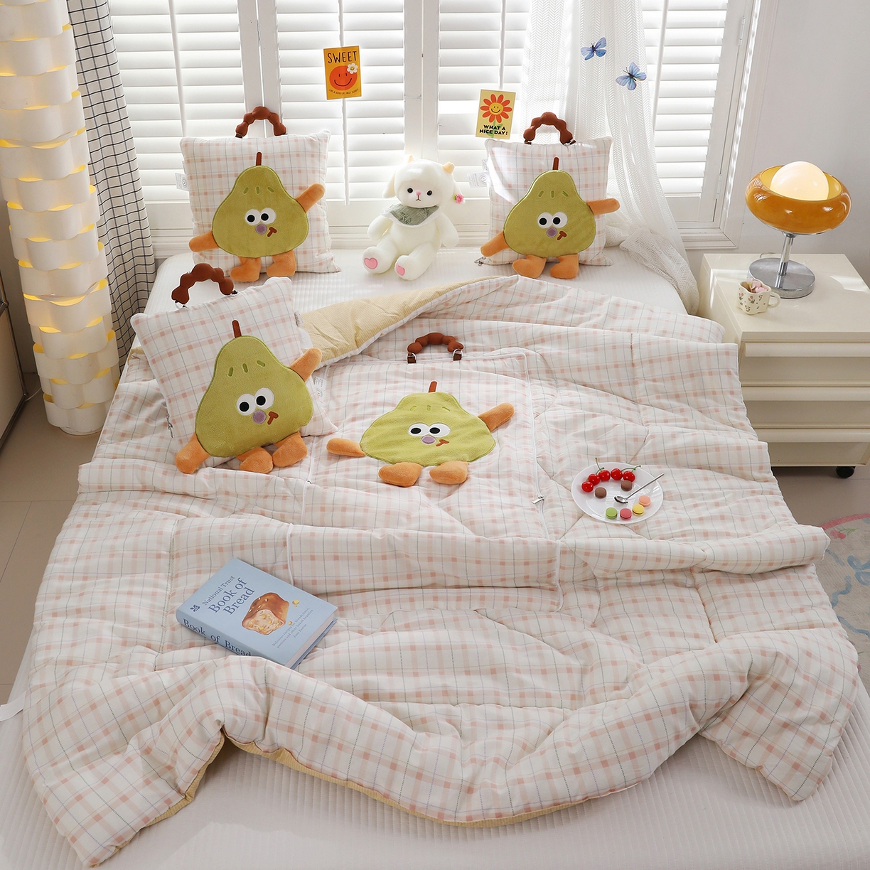 91家纺网 家纺一手货源 找家纺 照世家纺 2026新款多功能手提式抱枕被-梨想成真 浅薇安