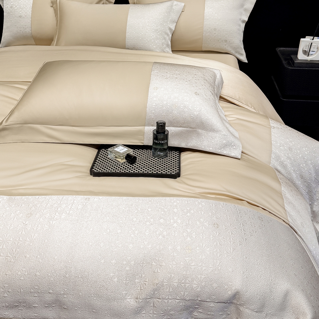 91家纺网 家纺一手货源 找家纺 （总）奥汀洛家纺 2026新款纯棉长绒棉大拼角厚织提花四件套