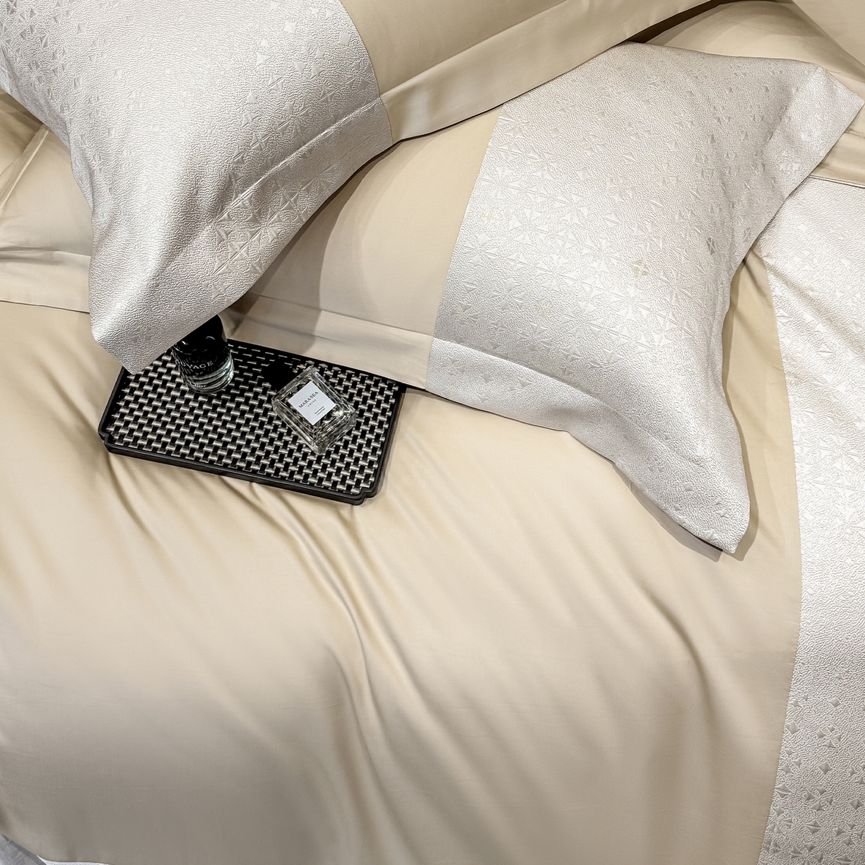 91家纺网 家纺一手货源 找家纺 （总）奥汀洛家纺 2026新款纯棉长绒棉大拼角厚织提花四件套