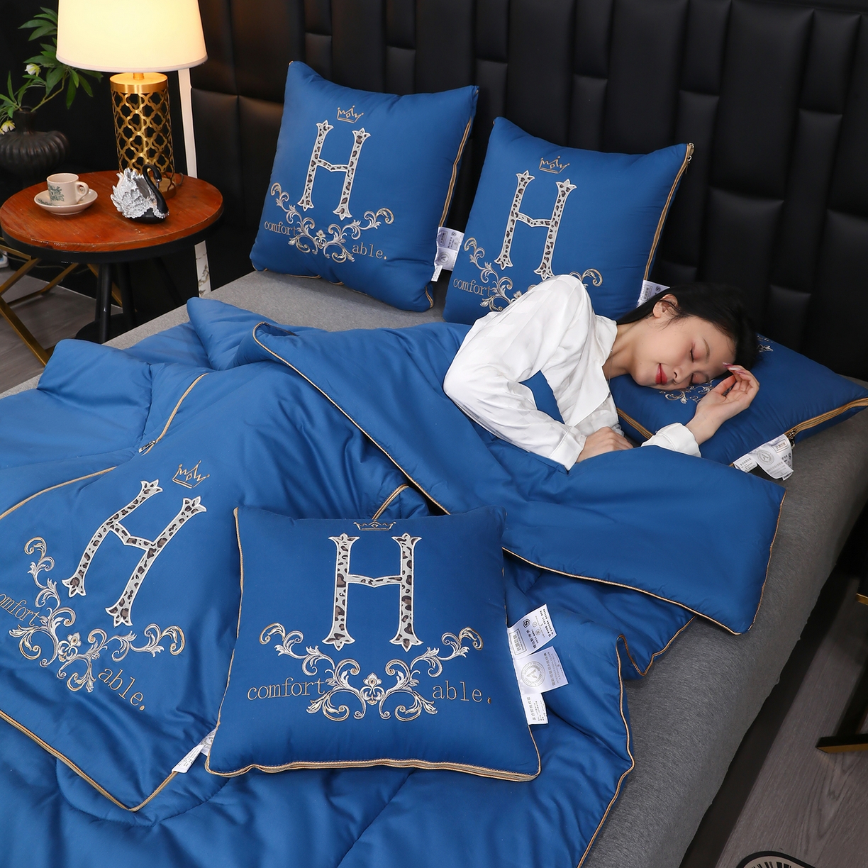 91家纺网 家纺一手货源 找家纺 （总）照世家纺 2026新款全棉安逸H款抱枕被