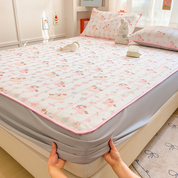 91家纺网 家纺一手货源 找家纺 莱米家纺 2026新款斜纹凉感床笠冰豆豆系列 彩色木马