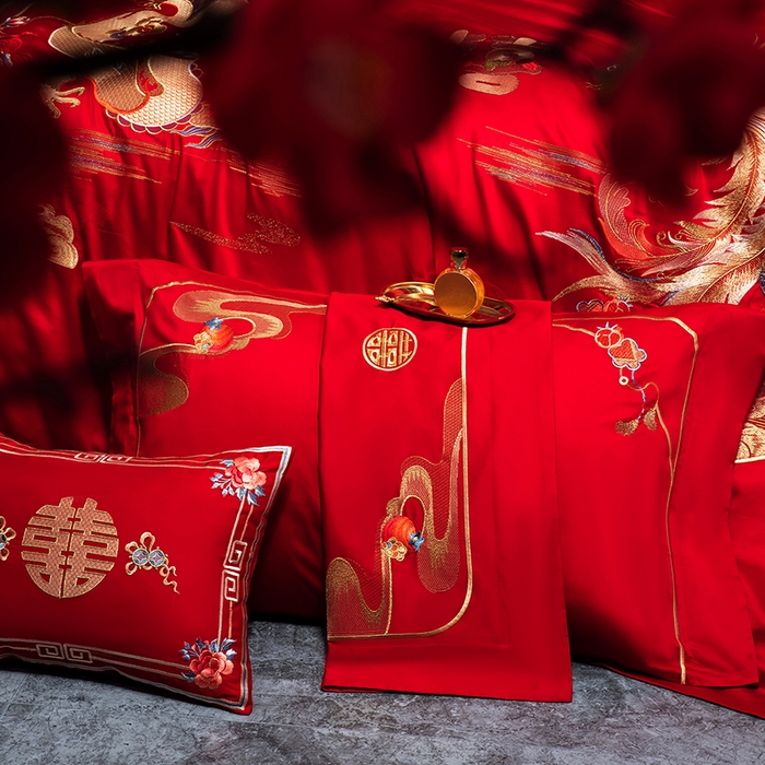 91家纺网 家纺一手货源 找家纺 蒂爵 2026年重绣性价比款长绒棉提花全棉纯棉绣花婚庆四件套多件套大红色刺绣结床上用品 龙凤喜韵