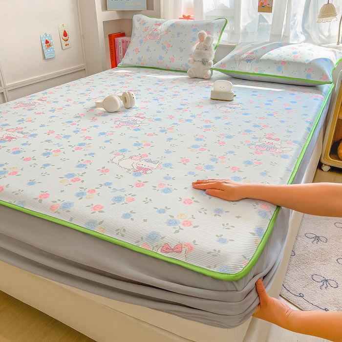 91家纺网 家纺一手货源 找家纺 莱米家纺 2026新款斜纹凉感床笠冰豆豆系列 花朵小猫