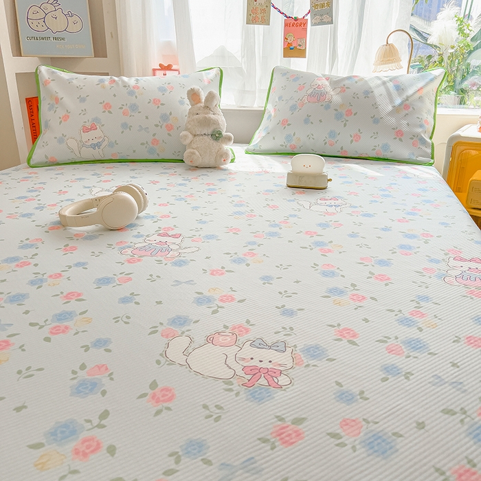 91家纺网 家纺一手货源 找家纺 莱米家纺 2026新款斜纹凉感床笠冰豆豆系列 花朵小猫