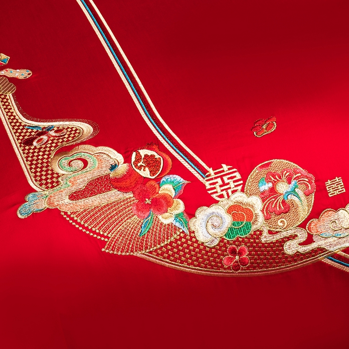 91家纺网 家纺一手货源 找家纺 蒂爵 2026年重绣性价比款长绒棉提花全棉纯棉绣花婚庆四件套多件套大红色刺绣结床上用品 喜传祥瑞