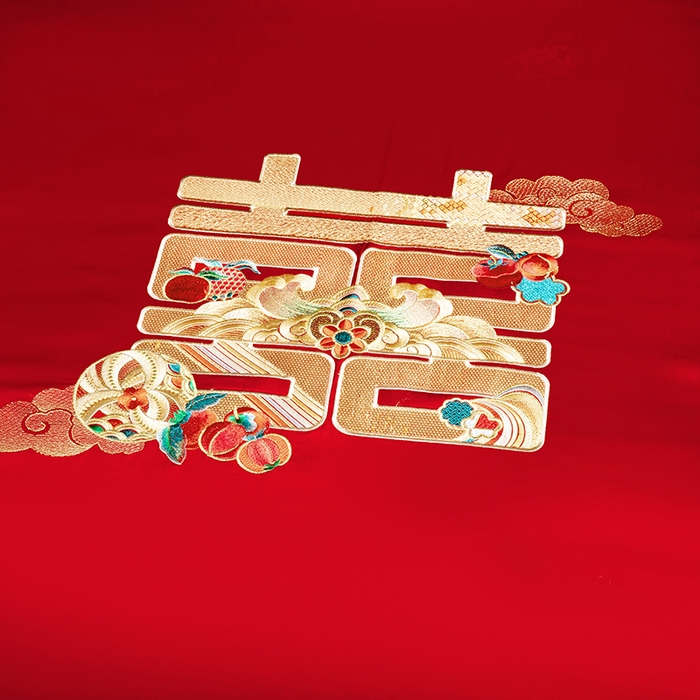 91家纺网 家纺一手货源 找家纺 蒂爵 2026年重绣性价比款长绒棉提花全棉纯棉绣花婚庆四件套多件套大红色刺绣结床上用品 喜传祥瑞