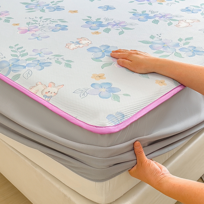 91家纺网 家纺一手货源 找家纺 莱米家纺 2026新款斜纹凉感床笠冰豆豆系列 兰花小兔