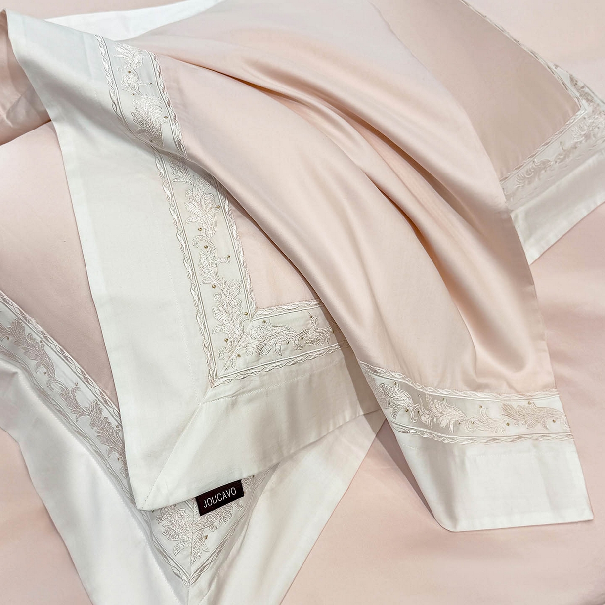 91家纺网 家纺一手货源 找家纺  2026新款A类贡缎长绒棉纯棉刺绣四件套-兰芙 兰芙-柔雪粉