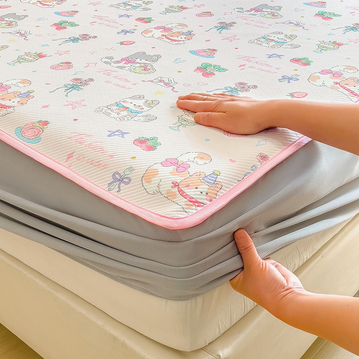 91家纺网 家纺一手货源 找家纺 莱米家纺 2026新款斜纹凉感床笠冰豆豆系列 猫咪乐园