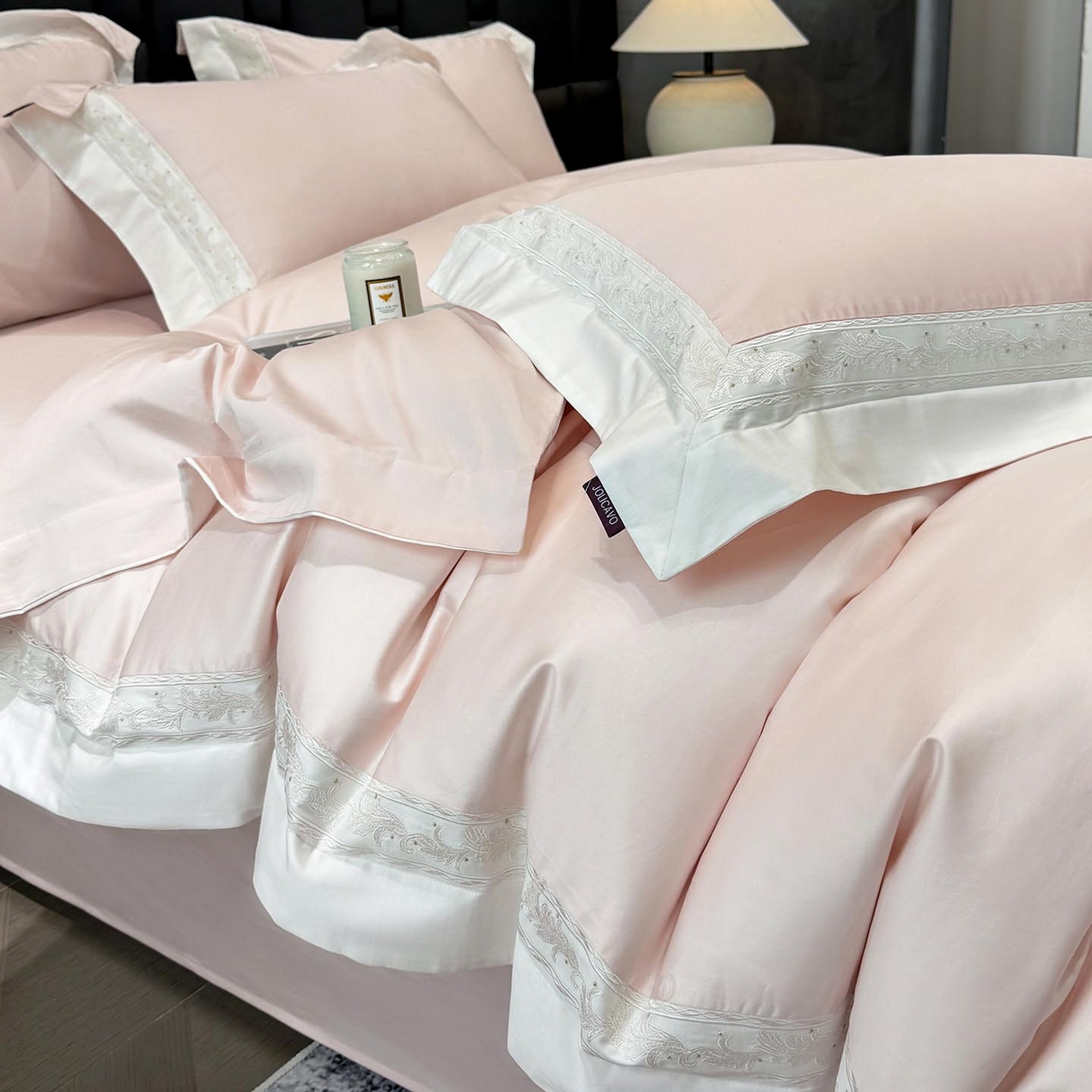 91家纺网 家纺一手货源 找家纺 2026新款A类贡缎长绒棉纯棉刺绣四件套-兰芙 兰芙-柔雪粉