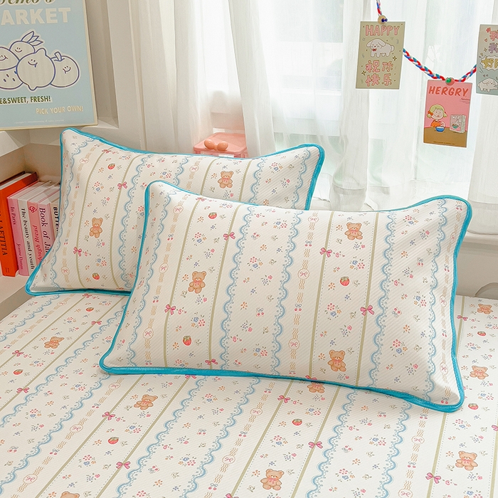 91家纺网 家纺一手货源 找家纺 莱米家纺 2026新款斜纹凉感床笠冰豆豆系列 条纹小熊