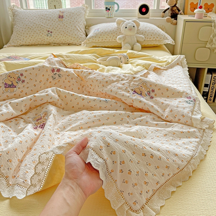 91家纺网 家纺一手货源 找家纺 （总）梦纤绒 2026新款云感皱皱纱花边款夏被夏凉被空调被四件套