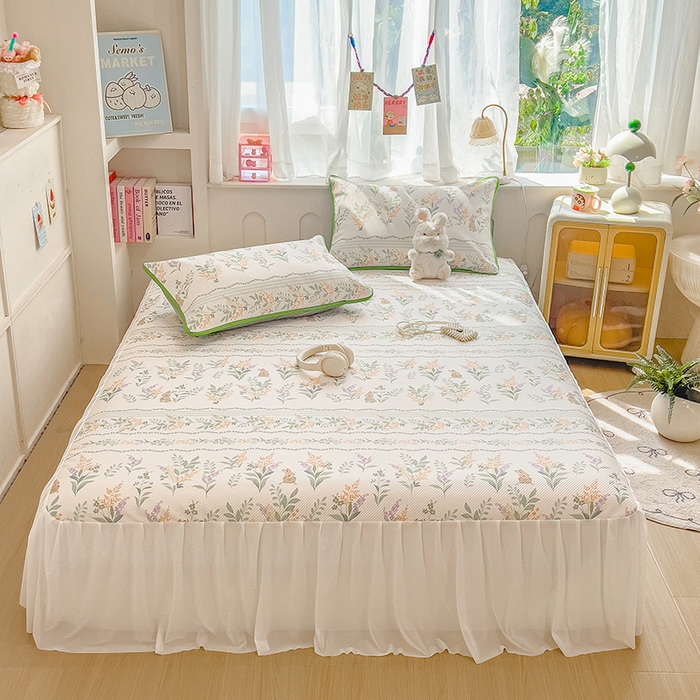 91家纺网 家纺一手货源 找家纺 莱米家纺 2026新款斜纹凉感床裙冰豆豆系列 从草集