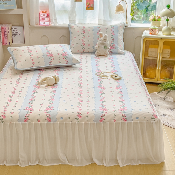 91家纺网 家纺一手货源 找家纺 莱米家纺 2026新款斜纹凉感床裙冰豆豆系列 花仙子