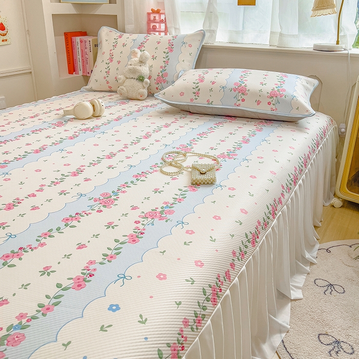 91家纺网 家纺一手货源 找家纺 莱米家纺 2026新款斜纹凉感床裙冰豆豆系列 花仙子