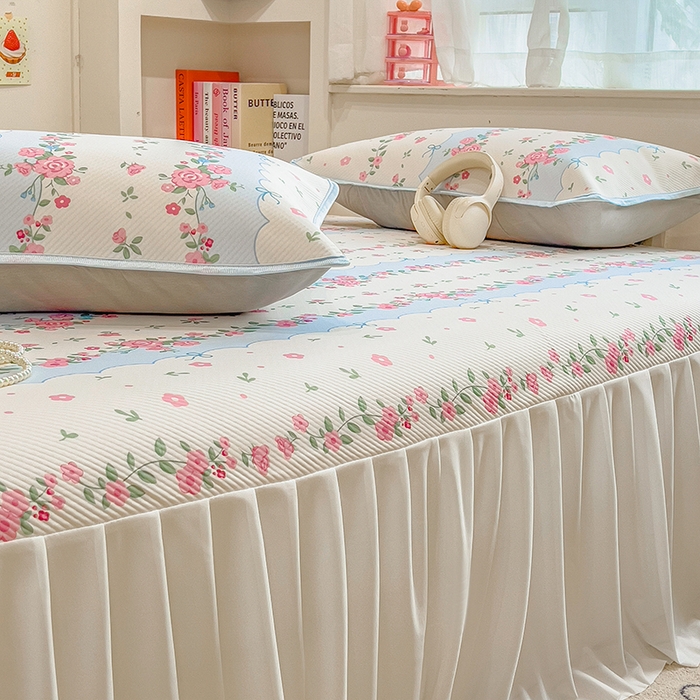 91家纺网 家纺一手货源 找家纺 莱米家纺 2026新款斜纹凉感床裙冰豆豆系列 花仙子