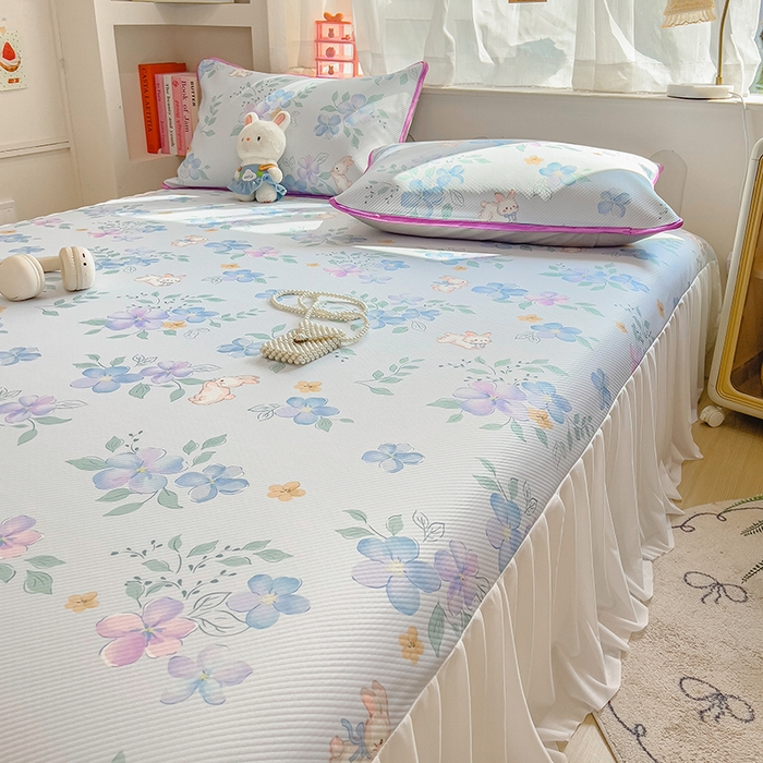 91家纺网 家纺一手货源 找家纺 莱米家纺 2026新款斜纹凉感床裙冰豆豆系列 兰花小兔