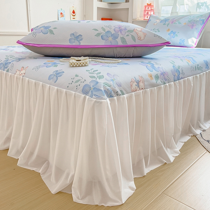 91家纺网 家纺一手货源 找家纺 莱米家纺 2026新款斜纹凉感床裙冰豆豆系列 兰花小兔