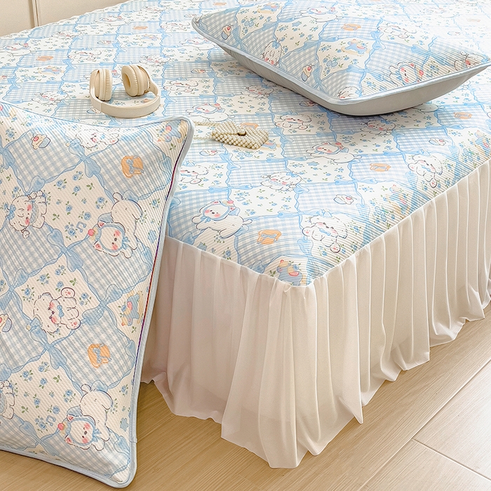 91家纺网 家纺一手货源 找家纺 莱米家纺 2026新款斜纹凉感床裙冰豆豆系列 蓝格小狗