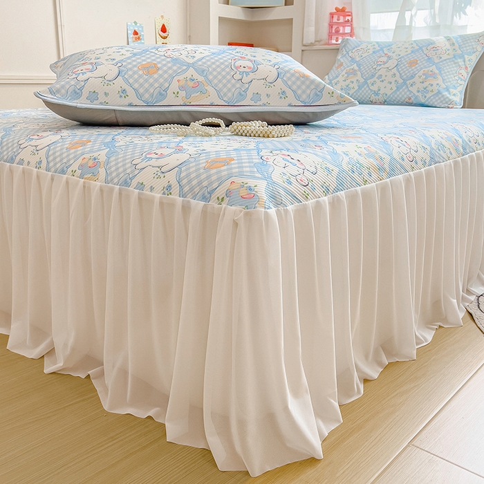 91家纺网 家纺一手货源 找家纺 莱米家纺 2026新款斜纹凉感床裙冰豆豆系列 蓝格小狗