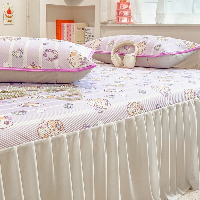 91家纺网 家纺一手货源 找家纺 莱米家纺 2026新款斜纹凉感床裙冰豆豆系列 猫猫宴会