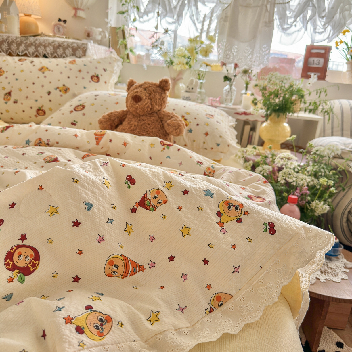 91家纺网 家纺一手货源 找家纺 初念 2026新款泡芙纱全花边夏被四件套 花笺-旧街星星