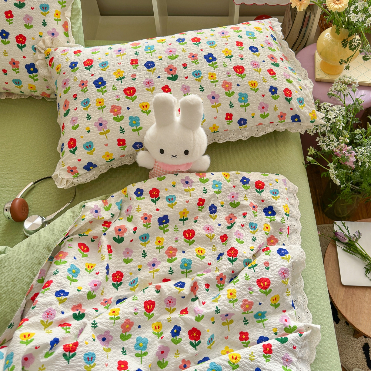 91家纺网 家纺一手货源 找家纺 初念 2026新款泡芙纱全花边夏被四件套 花笺-彩色花园