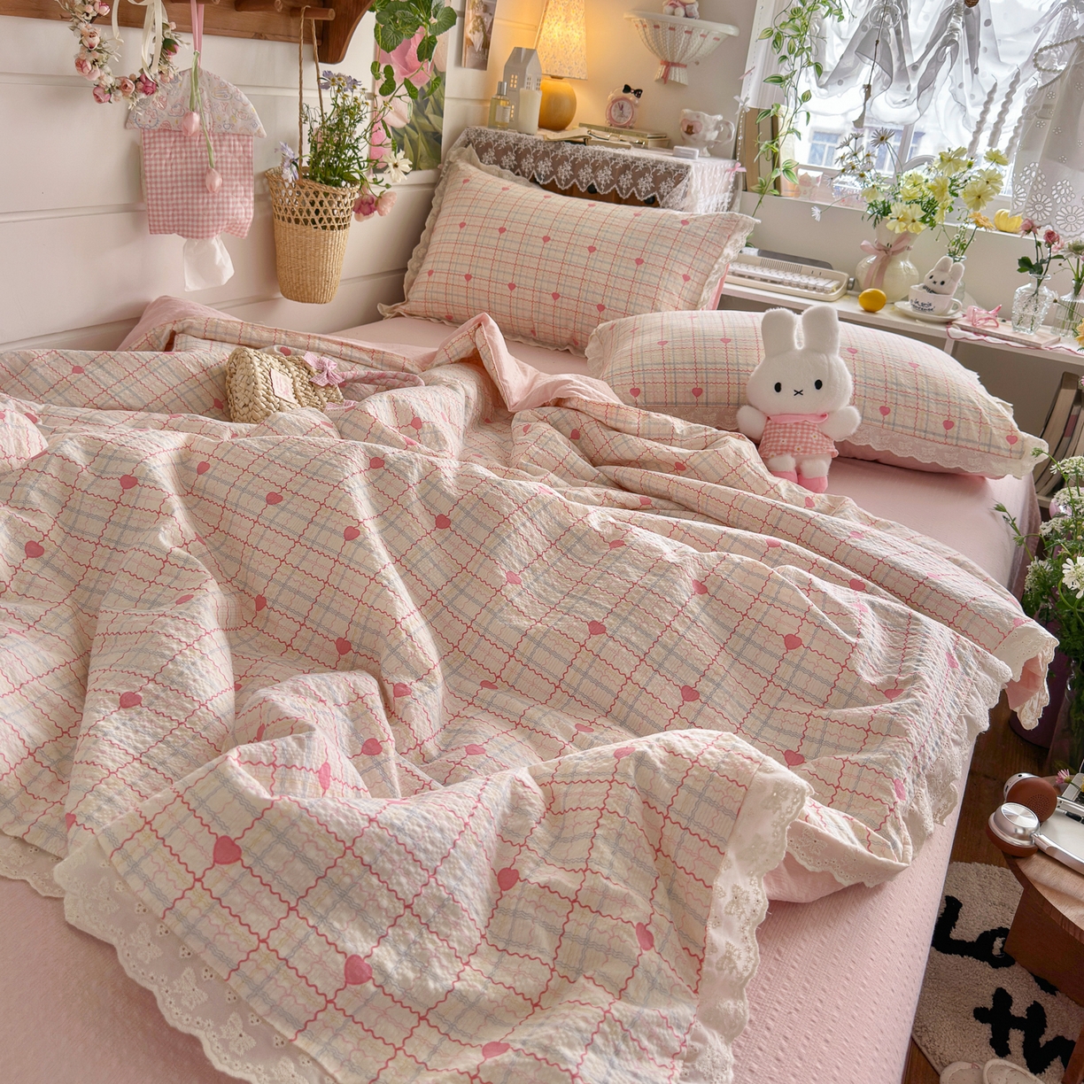 91家纺网 家纺一手货源 找家纺 初念 2026新款泡芙纱全花边夏被四件套 花笺-格格心