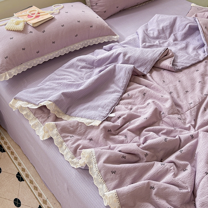 91家纺网 家纺一手货源 找家纺 梦纤绒 2026新款云感皱皱纱花边款夏被夏凉被空调被四件套 紫色蝴蝶结