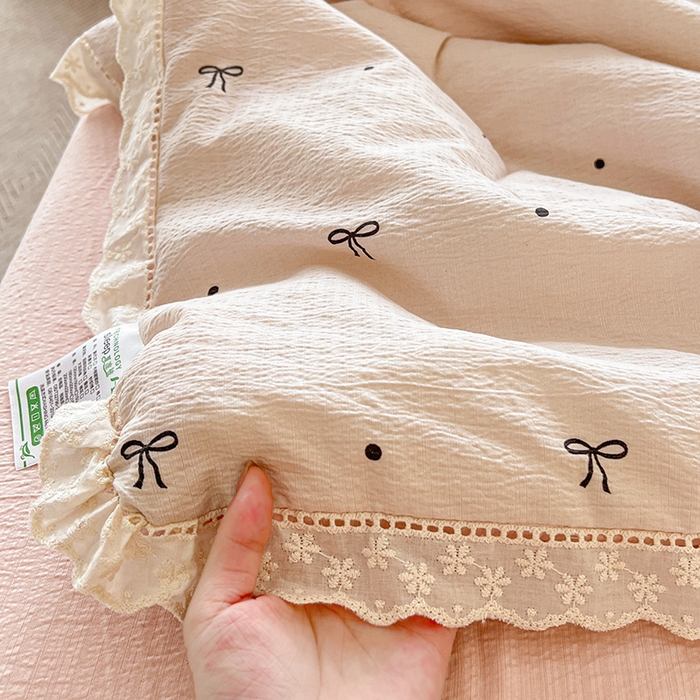 91家纺网 家纺一手货源 找家纺 梦纤绒 2026新款云感皱皱纱花边款夏被夏凉被空调被四件套 心意