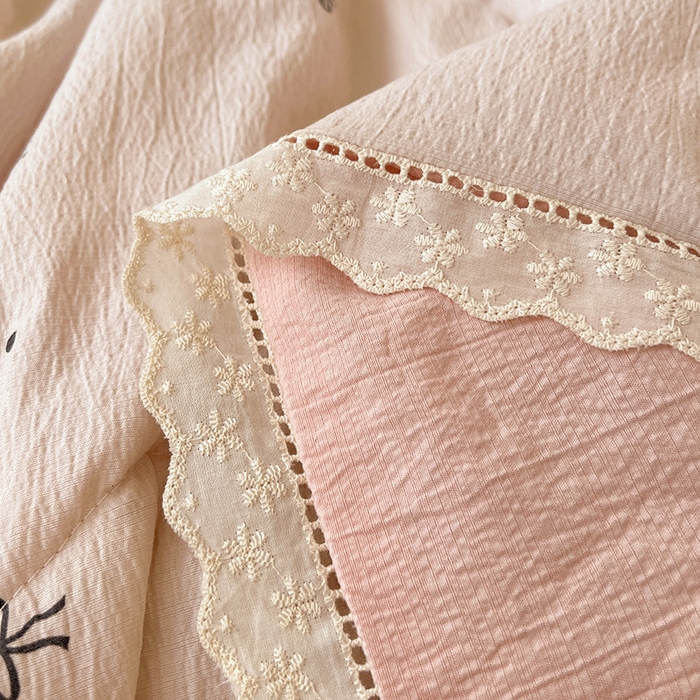 91家纺网 家纺一手货源 找家纺 梦纤绒 2026新款云感皱皱纱花边款夏被夏凉被空调被四件套 心意