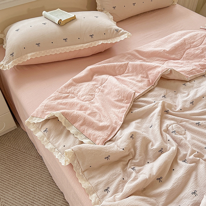 91家纺网 家纺一手货源 找家纺 梦纤绒 2026新款云感皱皱纱花边款夏被夏凉被空调被四件套 心意