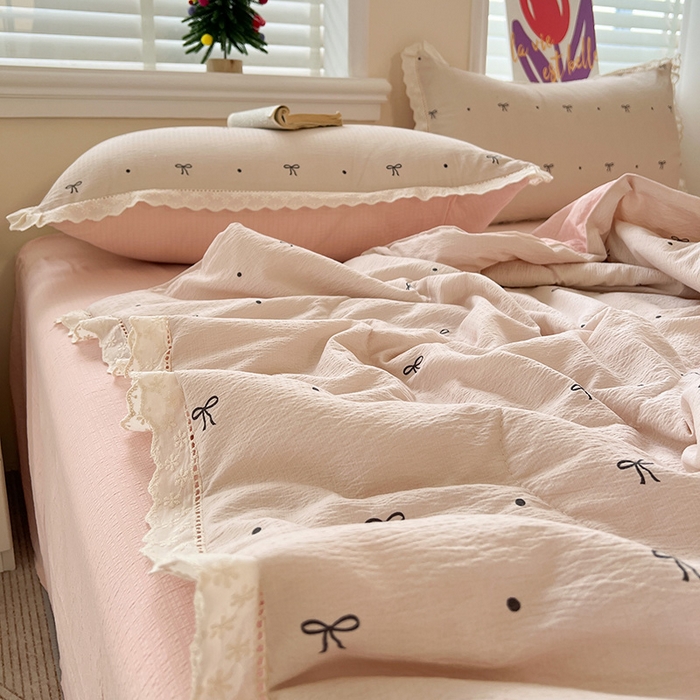 91家纺网 家纺一手货源 找家纺 梦纤绒 2026新款云感皱皱纱花边款夏被夏凉被空调被四件套 心意