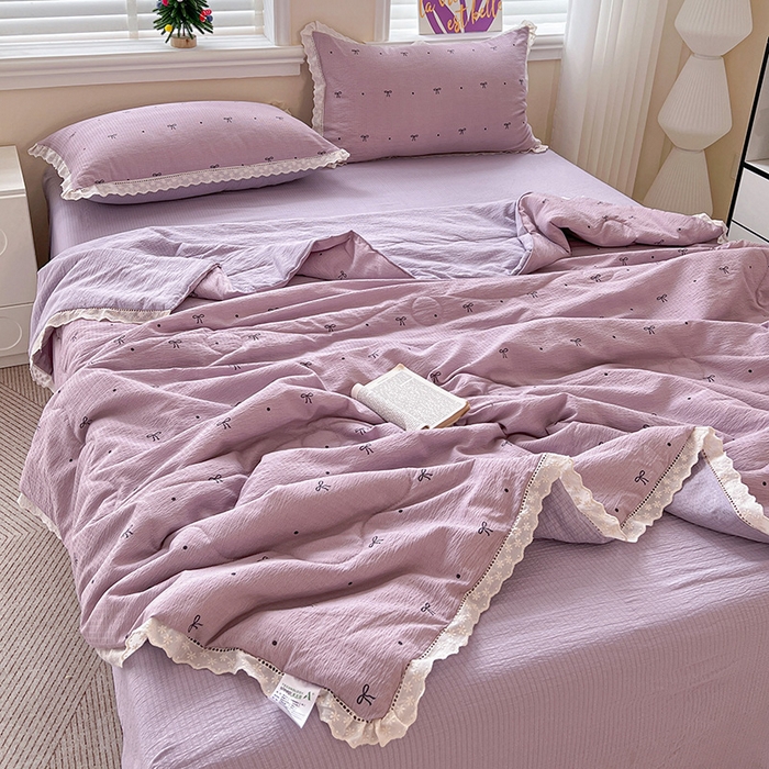91家纺网 家纺一手货源 找家纺 梦纤绒 2026新款云感皱皱纱花边款夏被夏凉被空调被四件套 心意紫