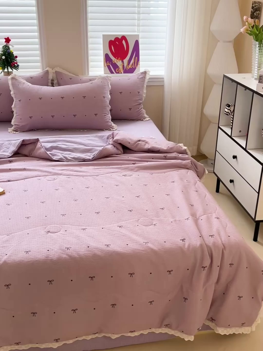 91家纺网 家纺一手货源 找家纺 梦纤绒 2026新款云感皱皱纱花边款夏被夏凉被空调被四件套 心意紫