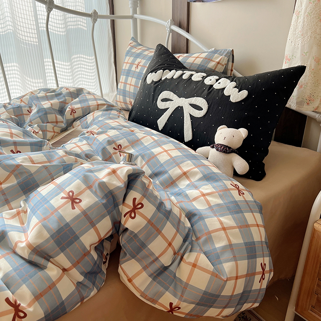 91家纺网 家纺一手货源 找家纺 桃子家居 2026新款A类全棉纯棉水洗棉蝴蝶结条纹小清新混搭毛巾绣枕套少女系四件套 水洗棉-海盐蝴蝶结蓝