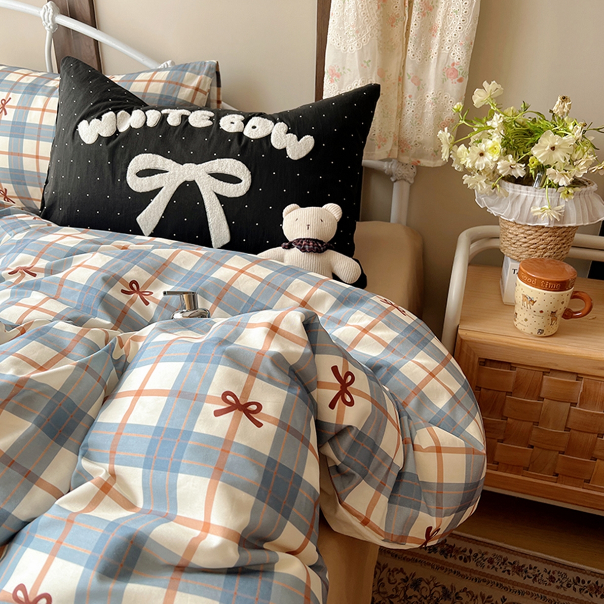 91家纺网 家纺一手货源 找家纺 桃子家居 2026新款A类全棉纯棉水洗棉蝴蝶结条纹小清新混搭毛巾绣枕套少女系四件套 水洗棉-海盐蝴蝶结蓝