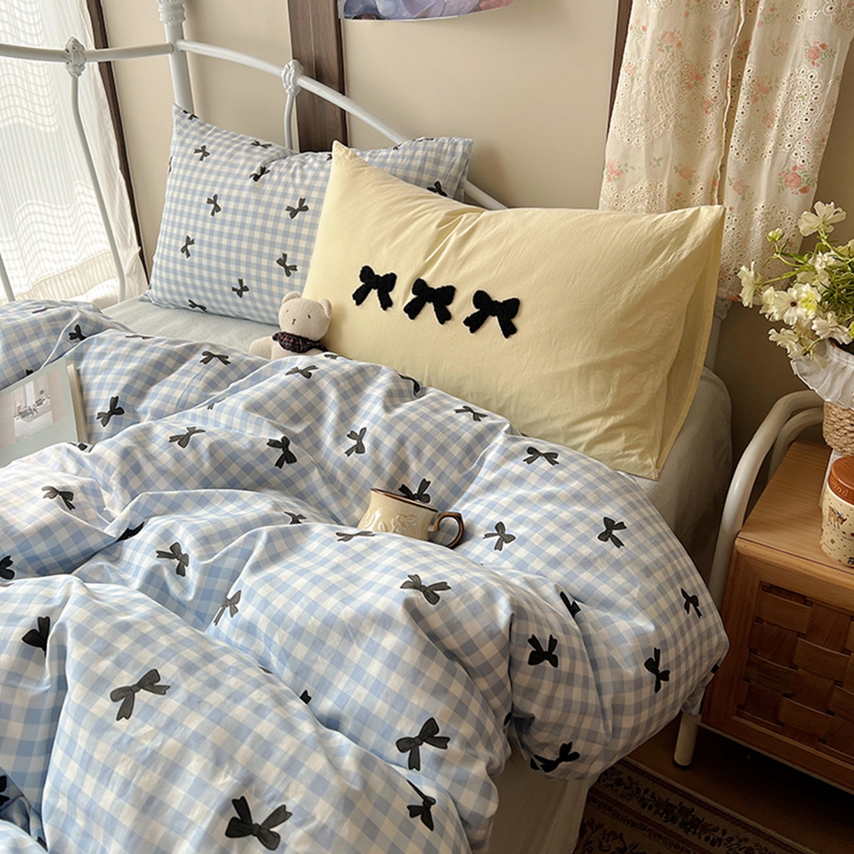 91家纺网 家纺一手货源 找家纺 桃子家居 2026新款A类全棉纯棉水洗棉蝴蝶结条纹小清新混搭毛巾绣枕套少女系四件套 水洗棉-蝴蝶结蓝黑