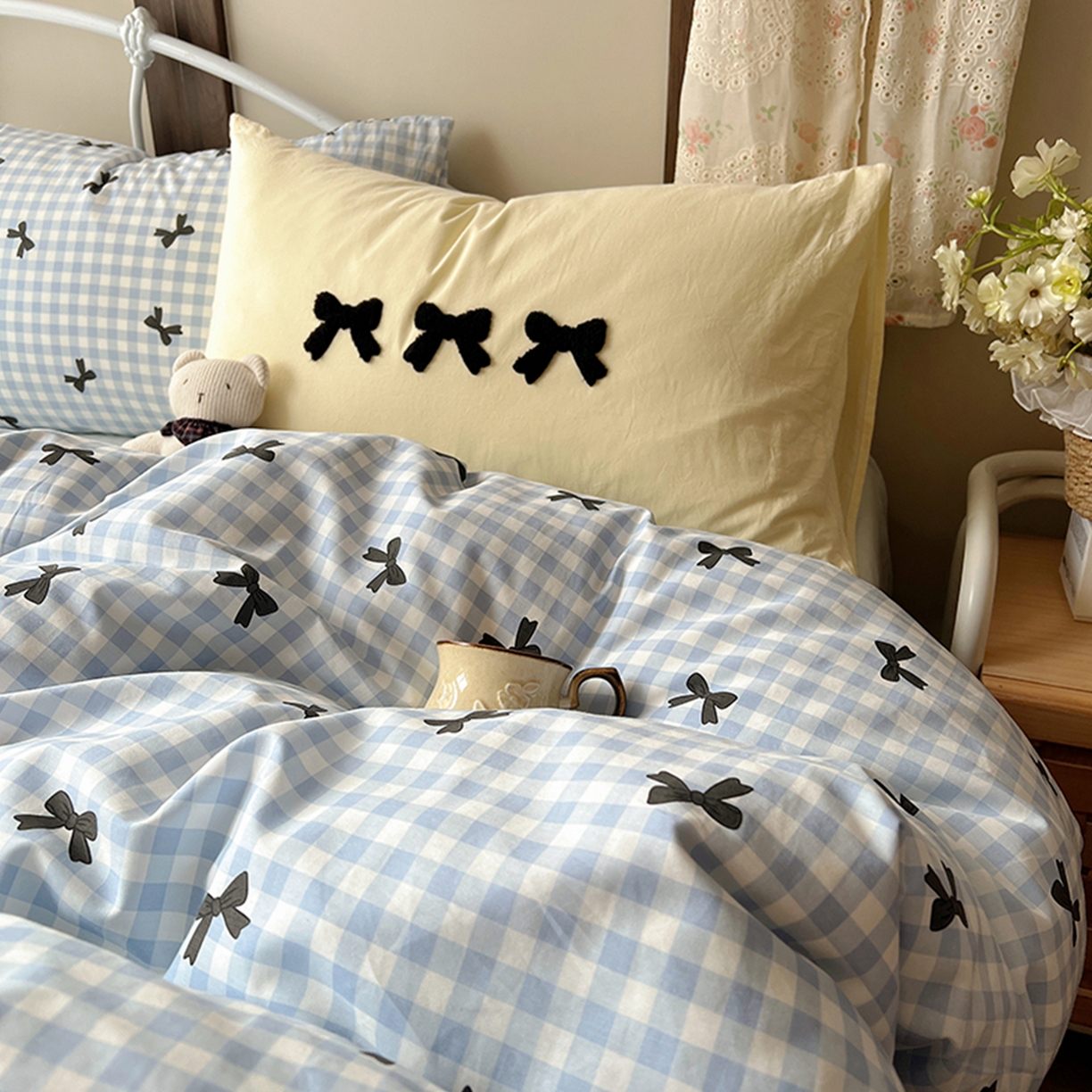 91家纺网 家纺一手货源 找家纺 桃子家居 2026新款A类全棉纯棉水洗棉蝴蝶结条纹小清新混搭毛巾绣枕套少女系四件套 水洗棉-蝴蝶结蓝黑