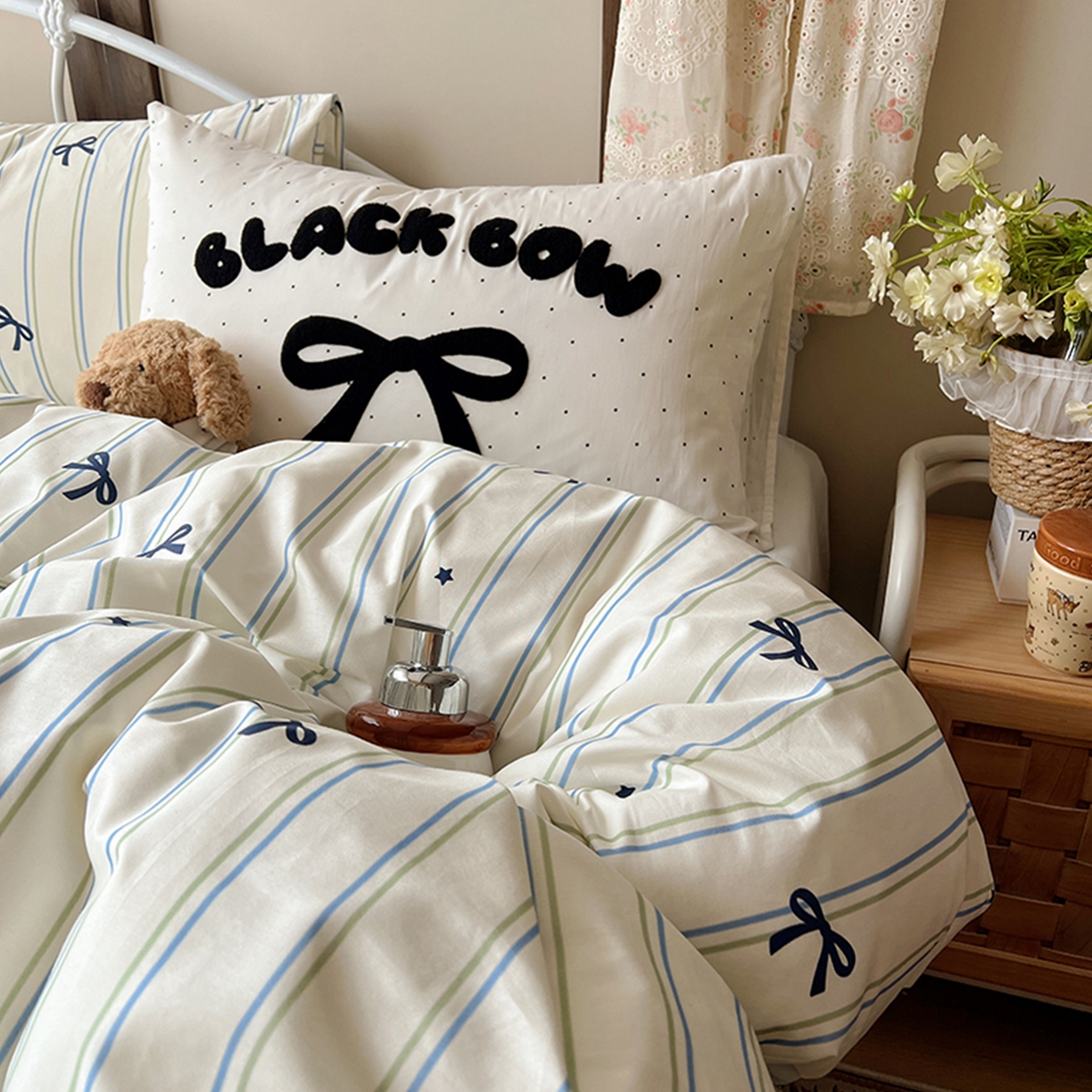 91家纺网 家纺一手货源 找家纺 桃子家居 2026新款A类全棉纯棉水洗棉蝴蝶结条纹小清新混搭毛巾绣枕套少女系四件套 水洗棉-海盐薄荷条