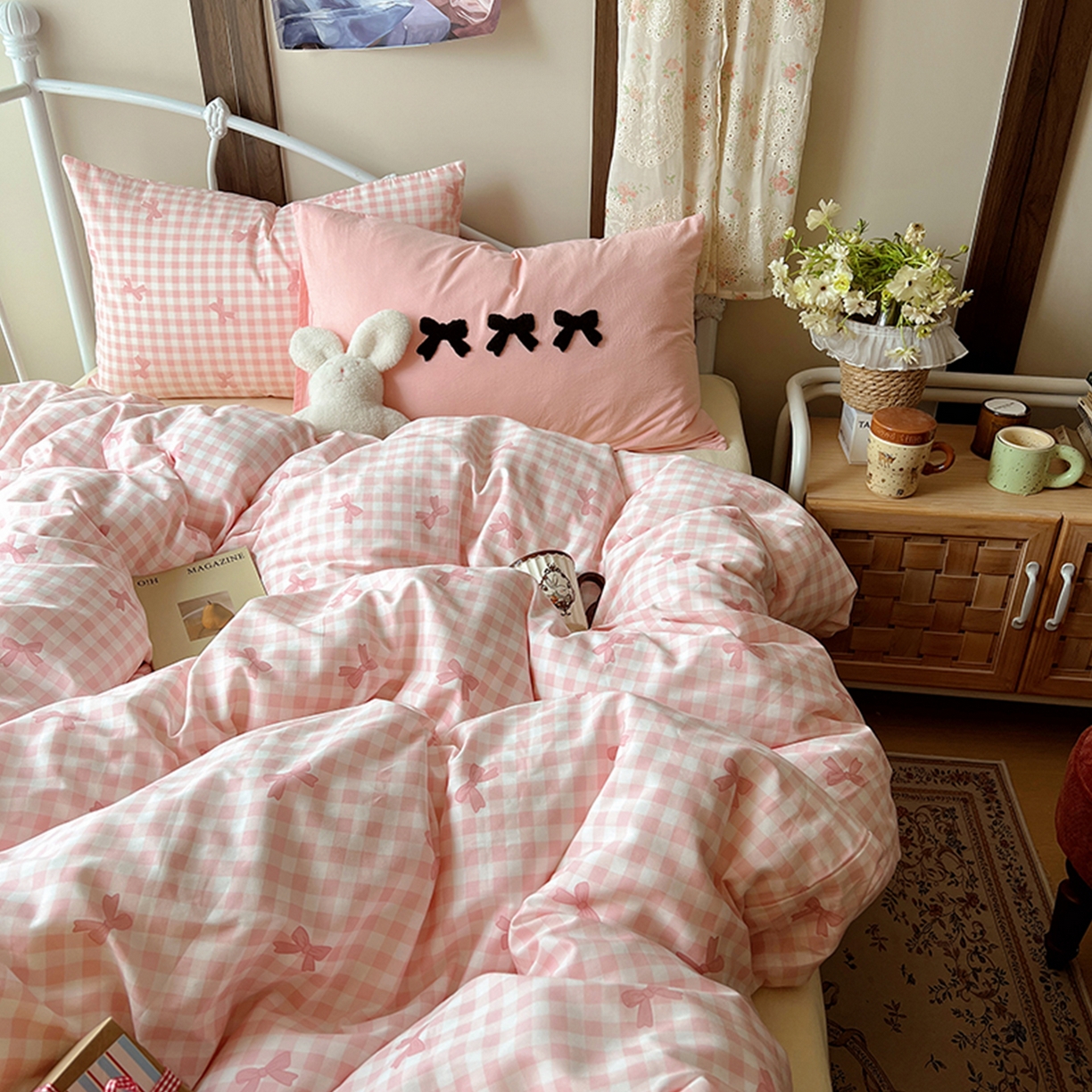 91家纺网 家纺一手货源 找家纺 桃子家居 2026新款A类全棉纯棉水洗棉蝴蝶结条纹小清新混搭毛巾绣枕套少女系四件套 水洗棉-蝴蝶结粉粉